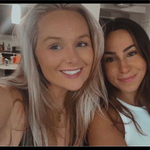 Meet your Posher, Julia